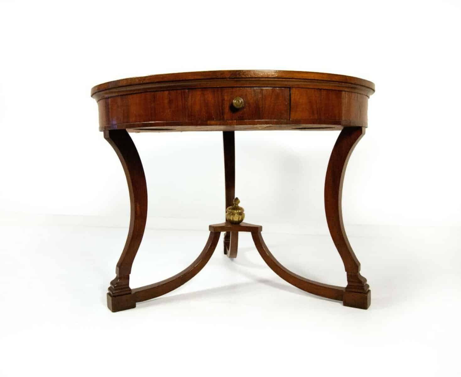 Walnut Veneered Table, 19th Century - JAA
