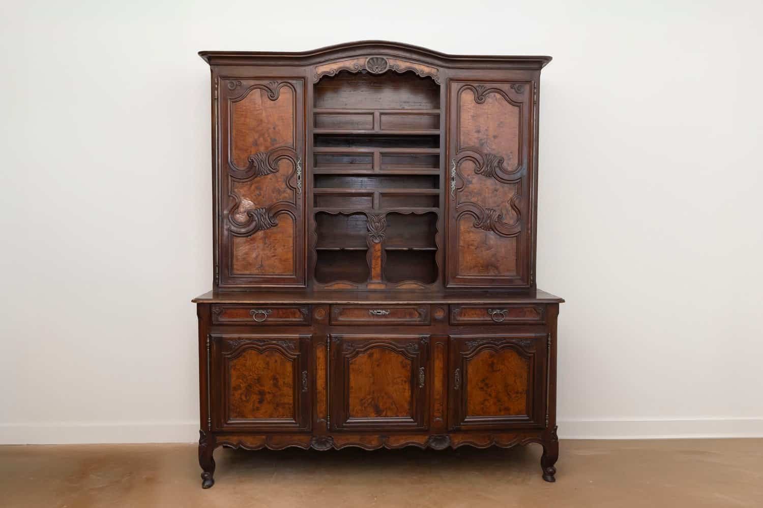 French 1820s Walnut Restoration Vaisselier from Bresse with Burl Wood Panels - JAA