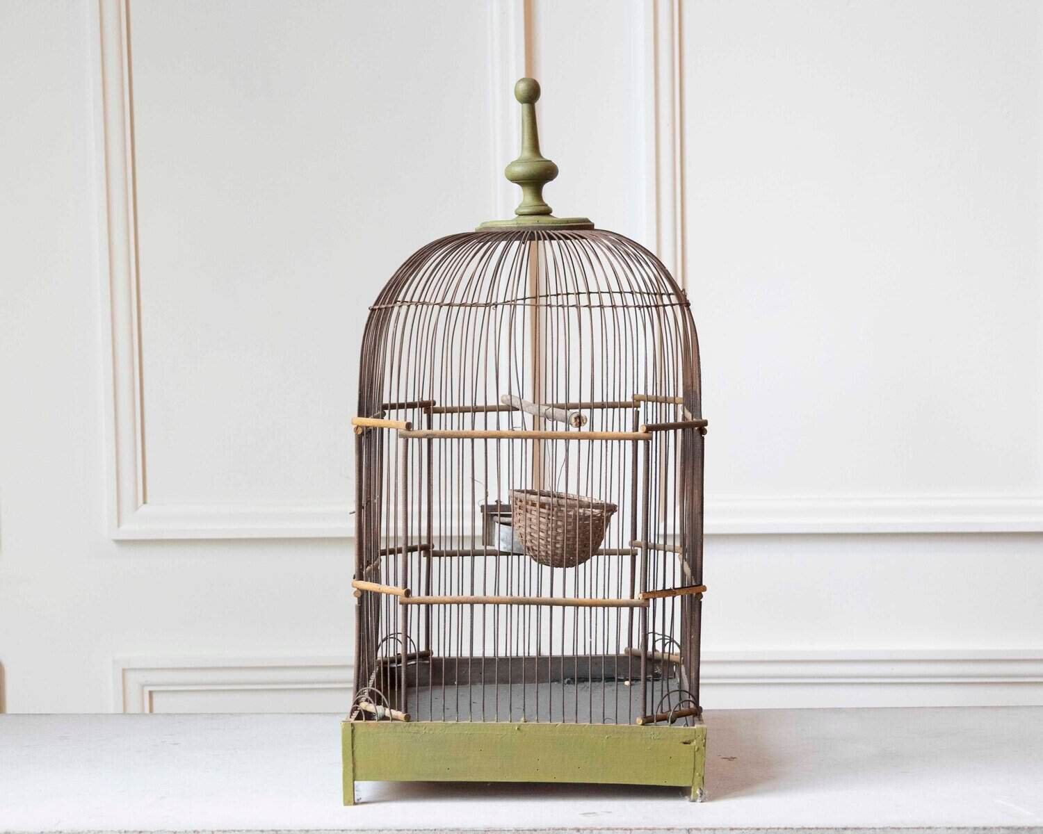 French 19th Century Gilt Wire Birdcage with Domed Top and Yellow-Painted Wooden Base - JAA