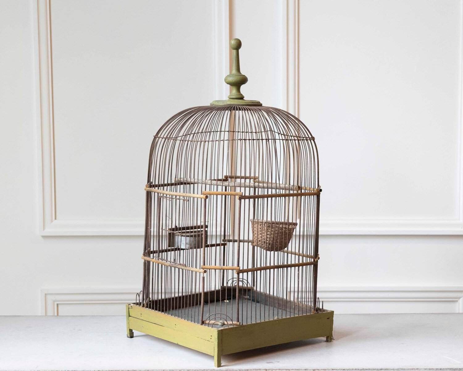 French 19th Century Gilt Wire Birdcage with Domed Top and Yellow-Painted Wooden Base - JAA