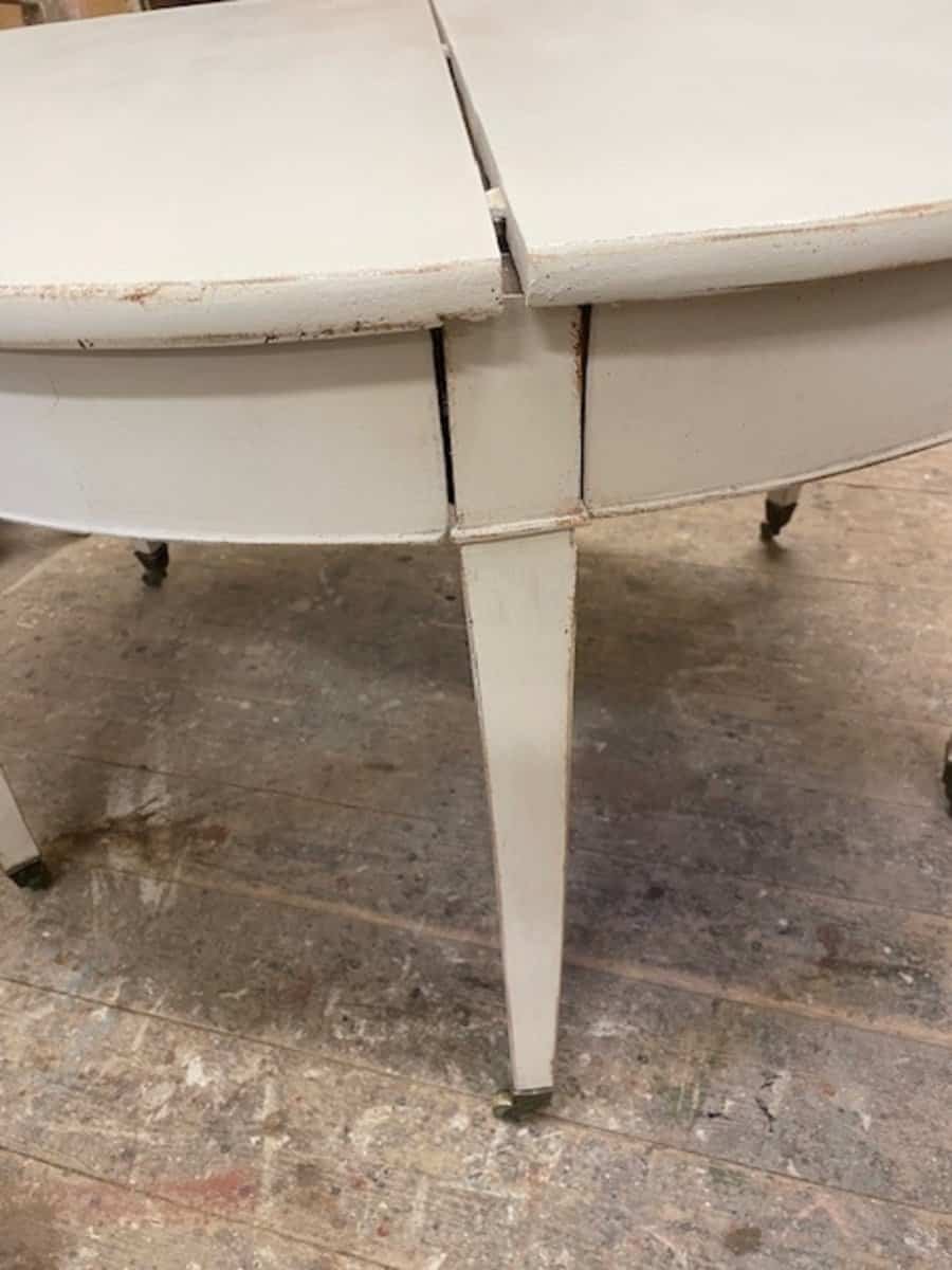 Swedish Early 19th Century Gustavian Extension Table with Two Leaves, c.1800 - JAA