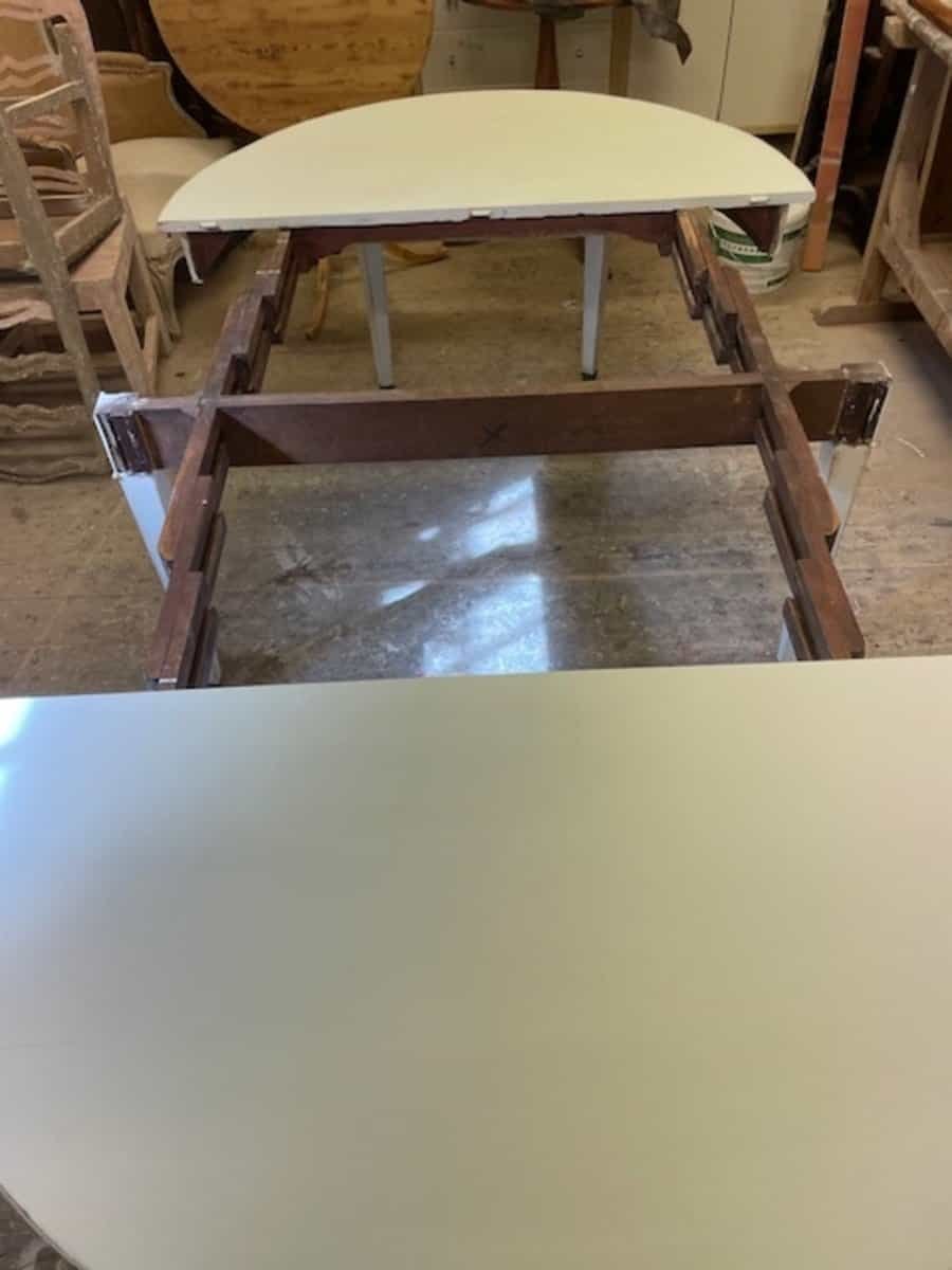 Swedish Early 19th Century Gustavian Extension Table with Two Leaves, c.1800 - JAA