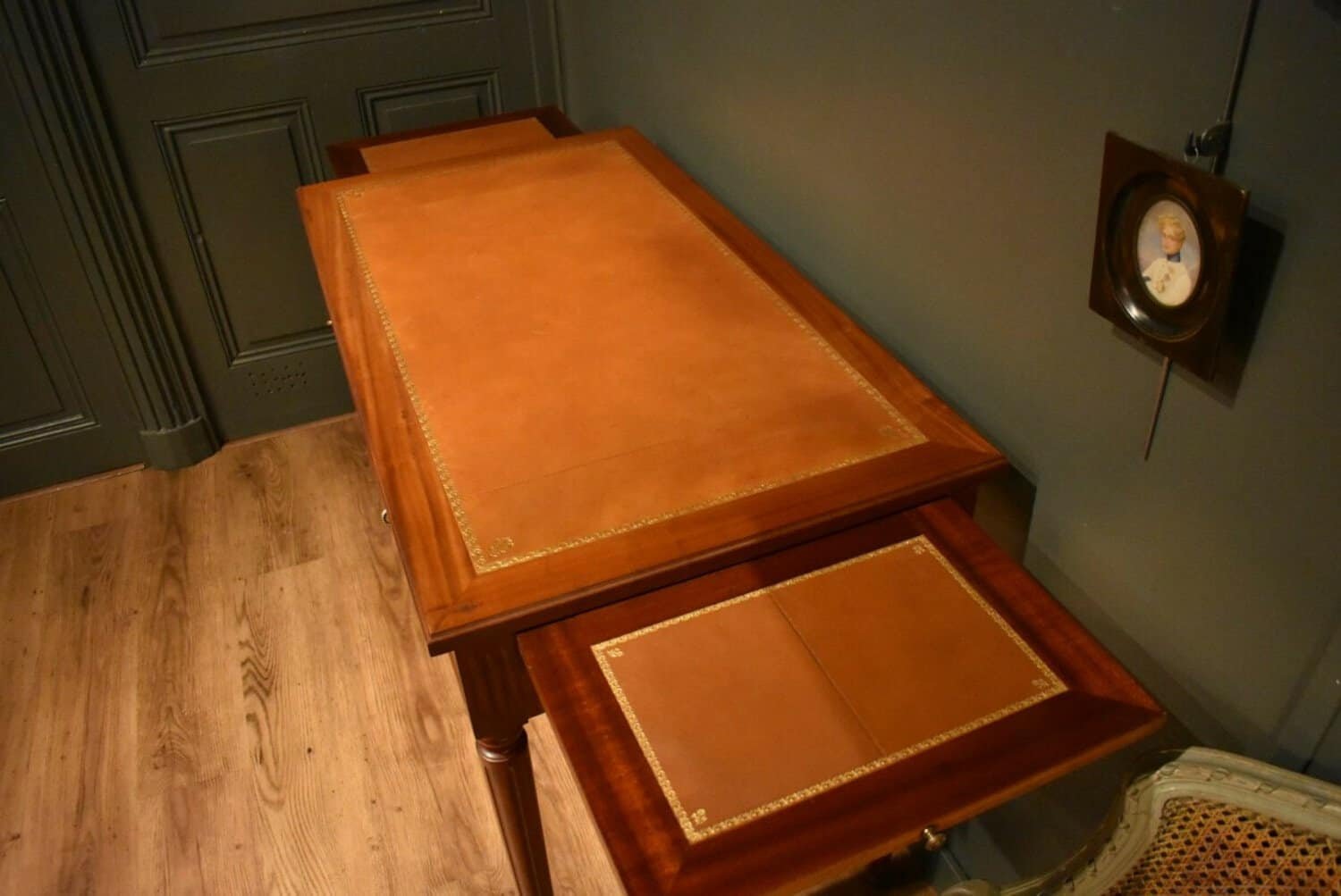 Small Louis XVI Style Desk - JAA