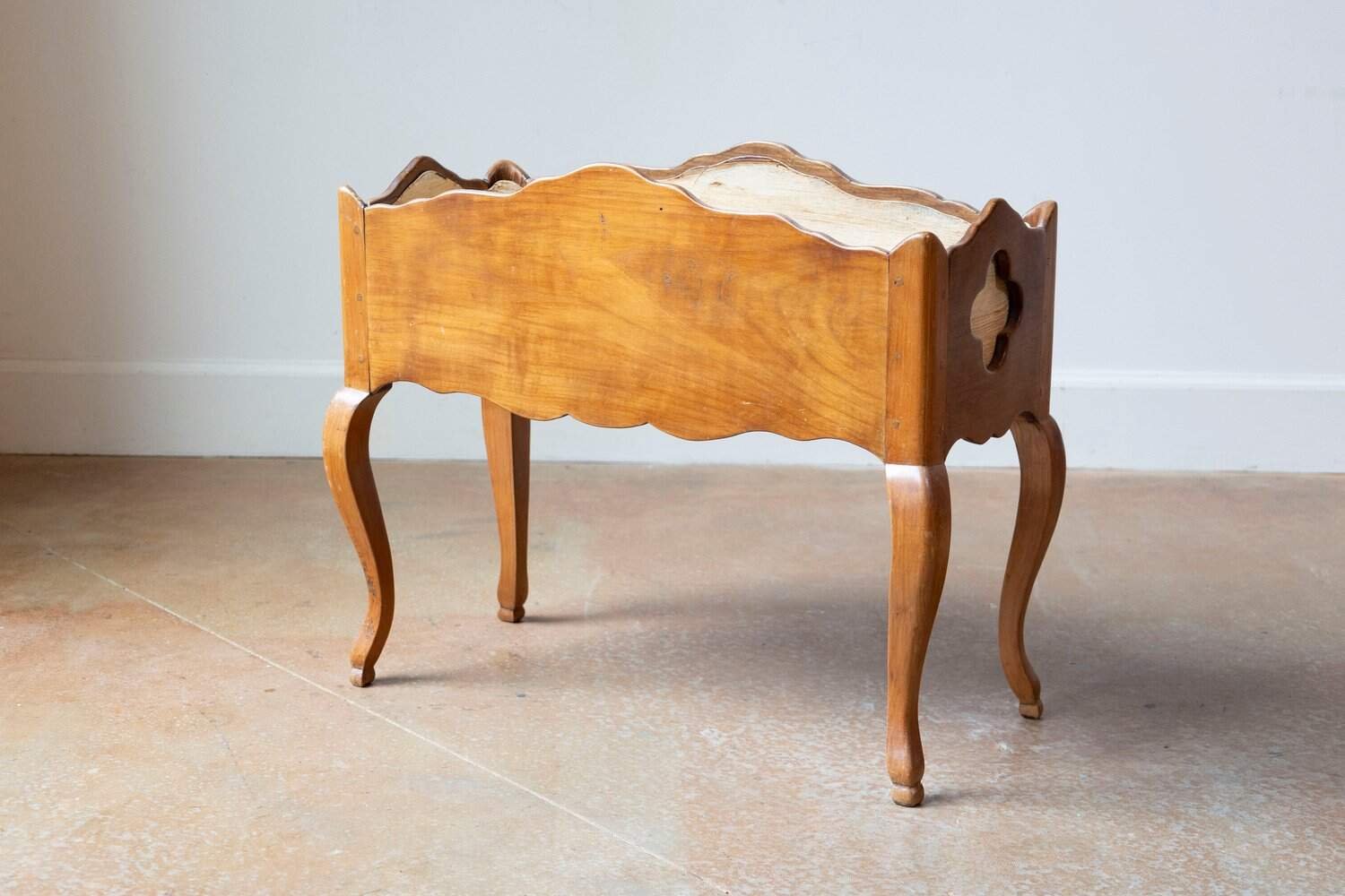 French 1850s Louis XV Style Cherry Planter with Quatrefoil Motifs and Tôle Liner - JAA