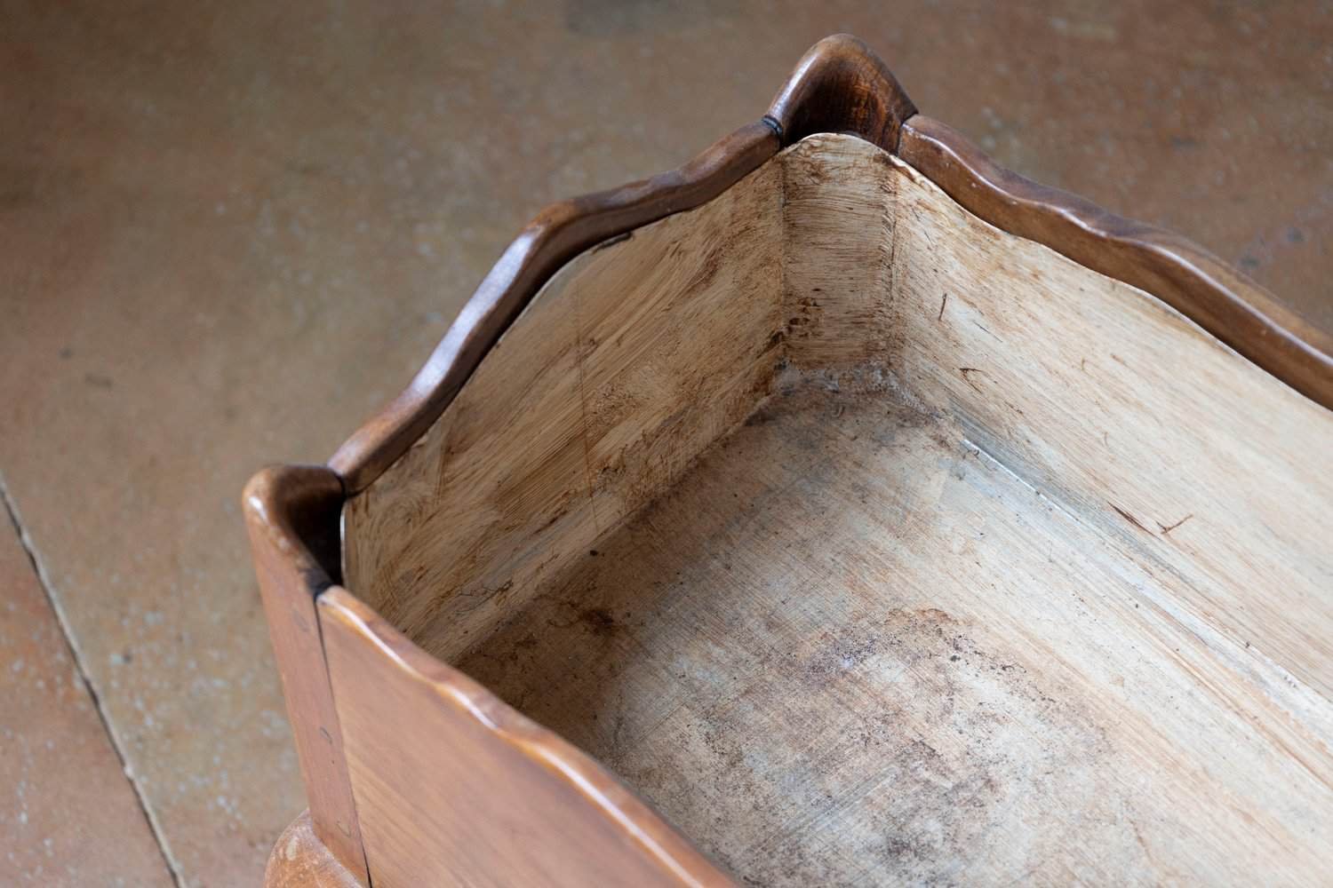 French 1850s Louis XV Style Cherry Planter with Quatrefoil Motifs and Tôle Liner - JAA