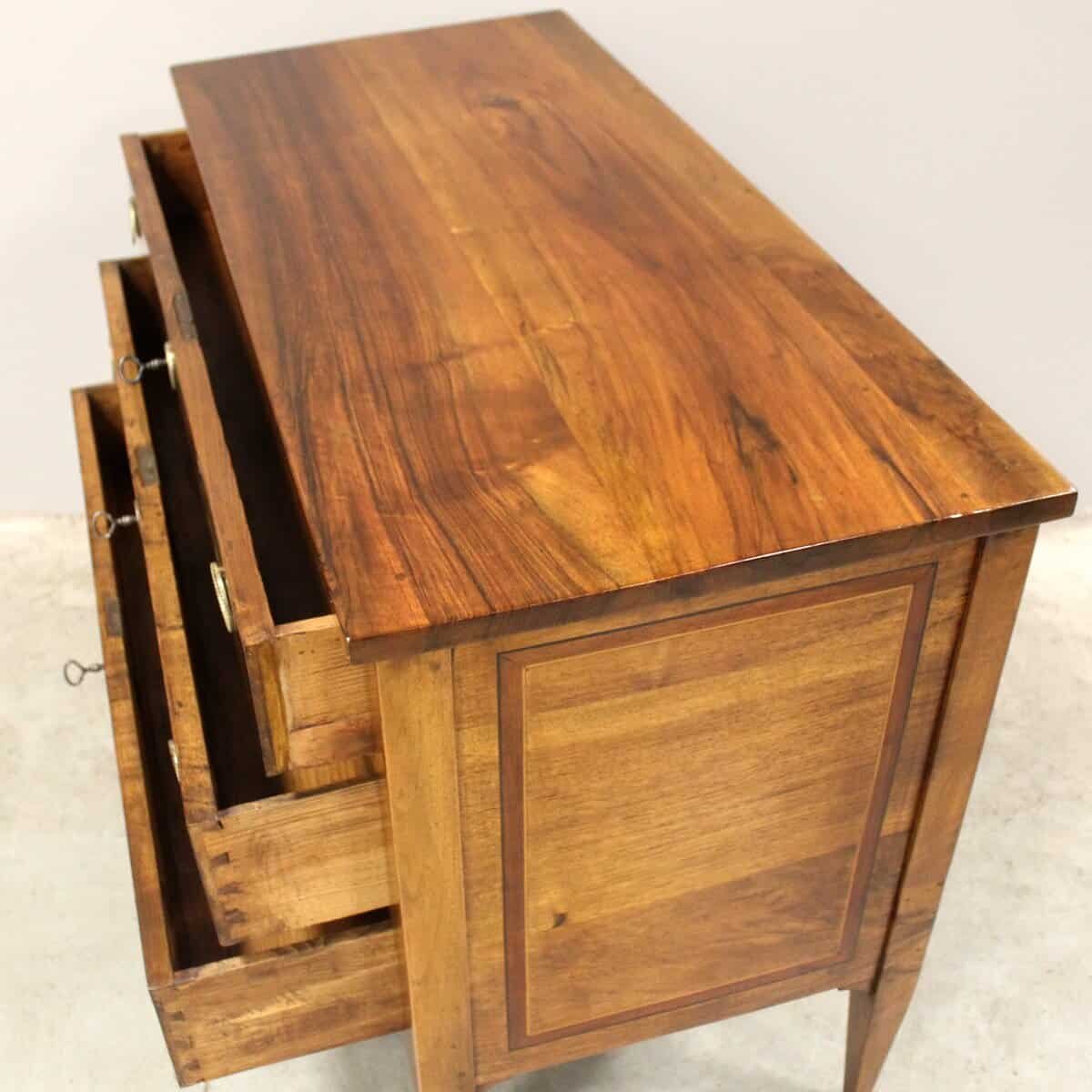 ON HOLD - Louis XVI Chest of Drawers in Walnut - JAA