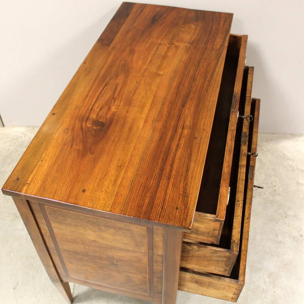 ON HOLD - Louis XVI Chest of Drawers in Walnut - JAA