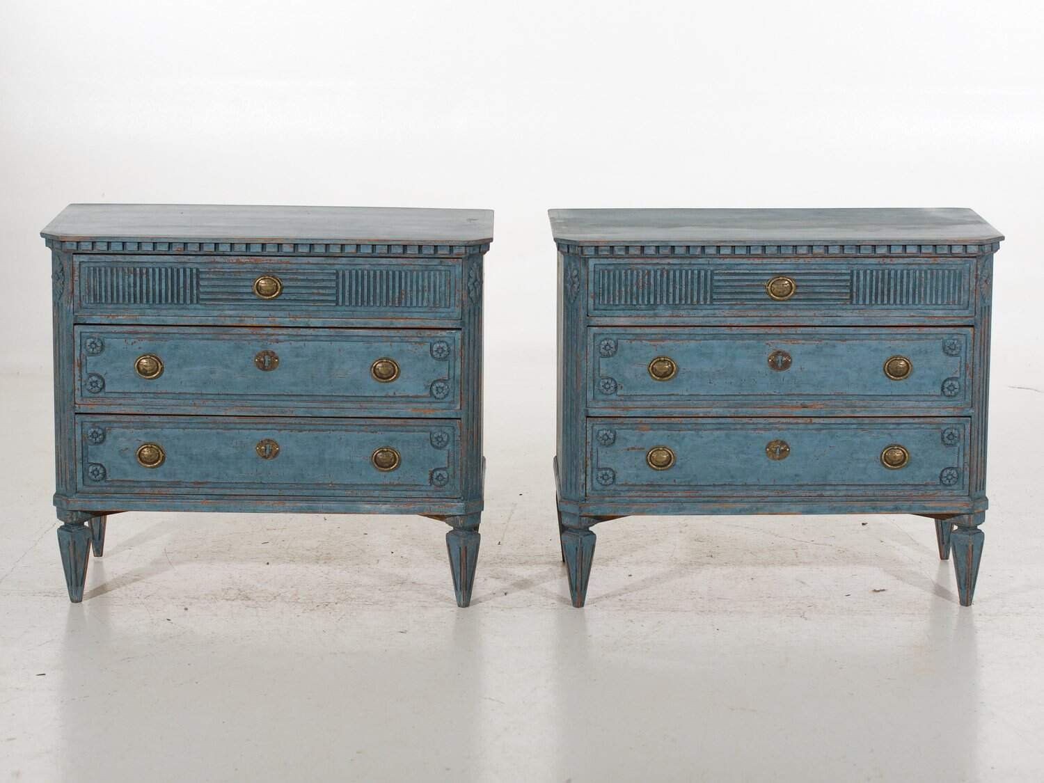 ON HOLD - Swedish Early 20th Century Blue-Painted Commodes, Pair - JAA