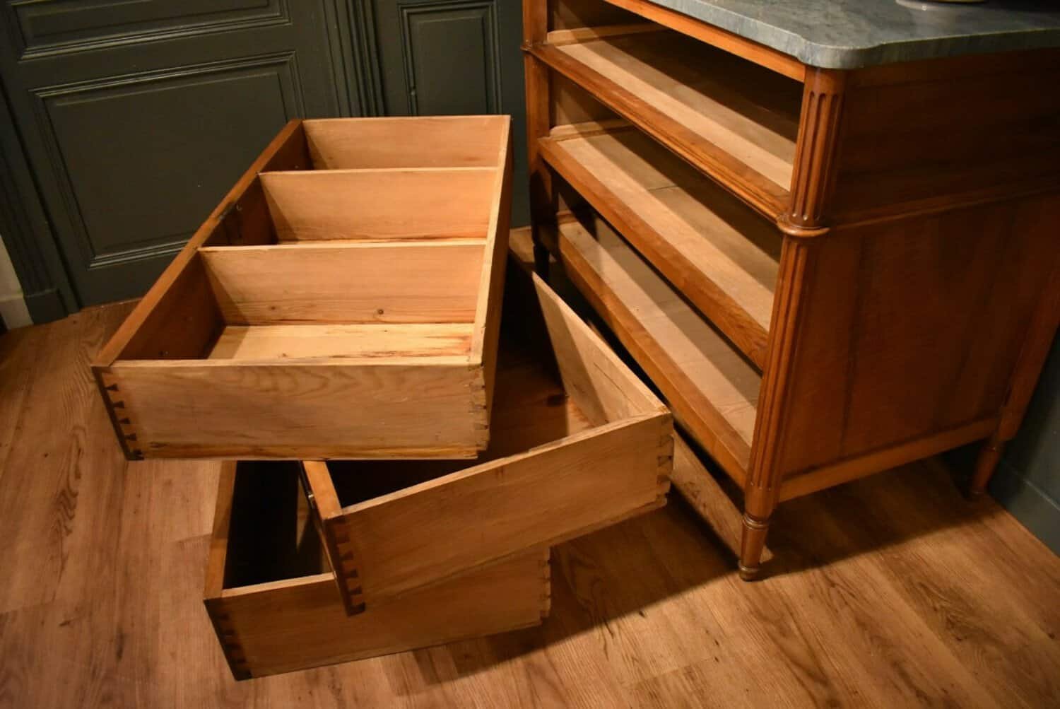 Louis XVI Walnut Chest Of Drawers - JAA