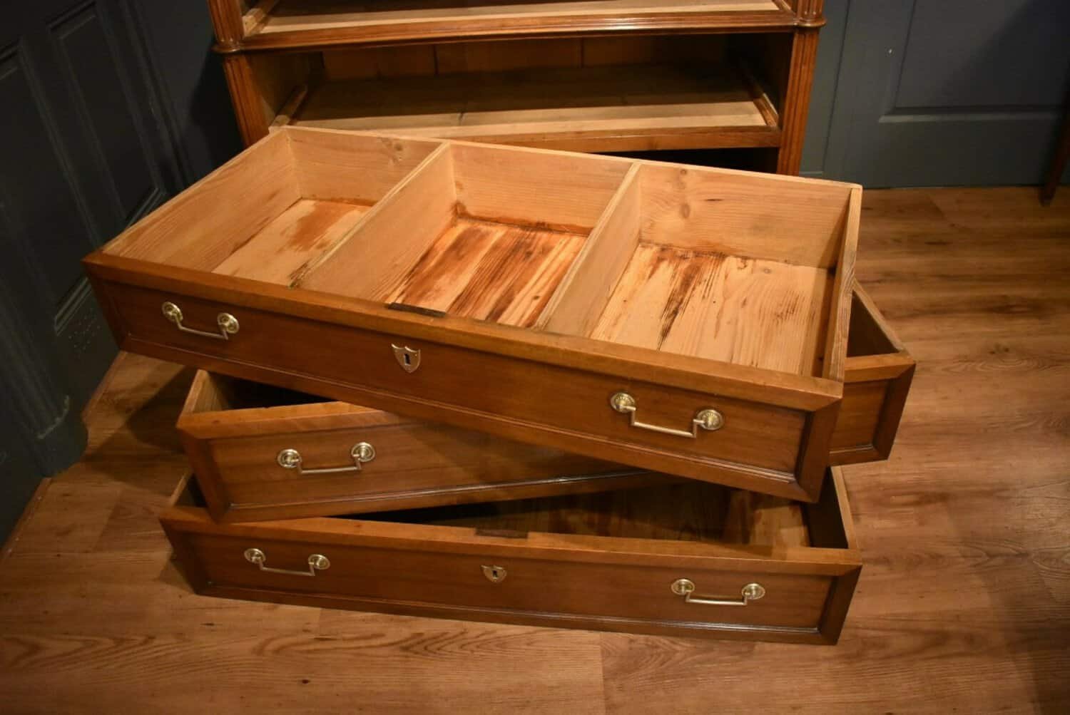 Louis XVI Walnut Chest Of Drawers - JAA