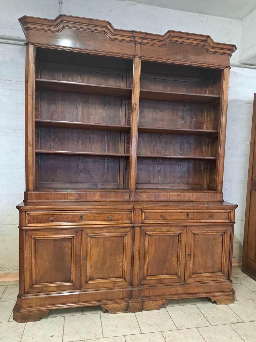 Italian 19th Century Bookcase - JAA