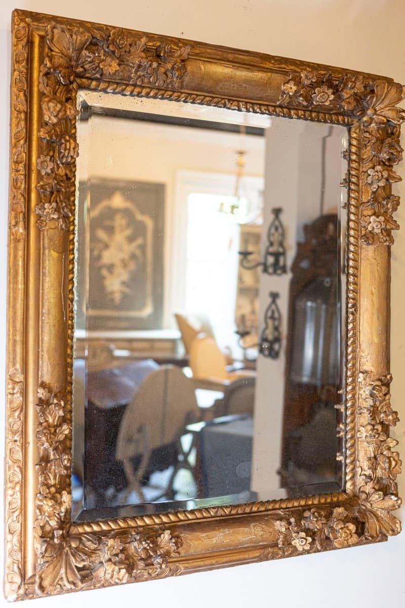 French Late 18th Century Régence Style Carved Mirror with Floral Decor - JAA