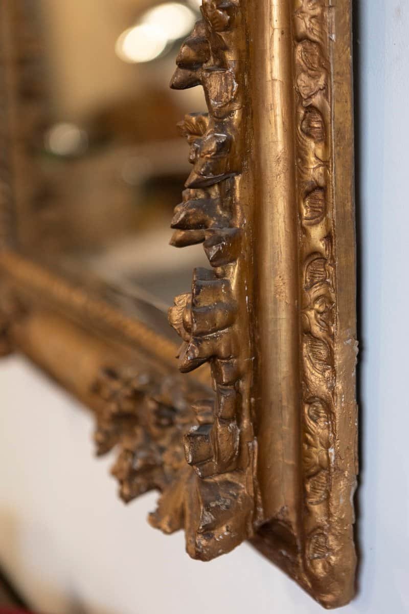 French Late 18th Century Régence Style Carved Mirror with Floral Decor - JAA