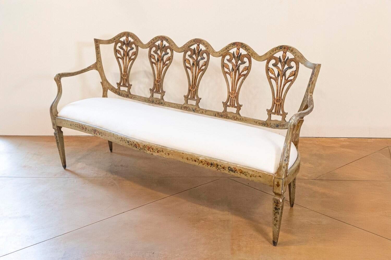 Venetian Late 18th Century Painted and Gilt Sofa with Floral and Lyre Motifs - JAA