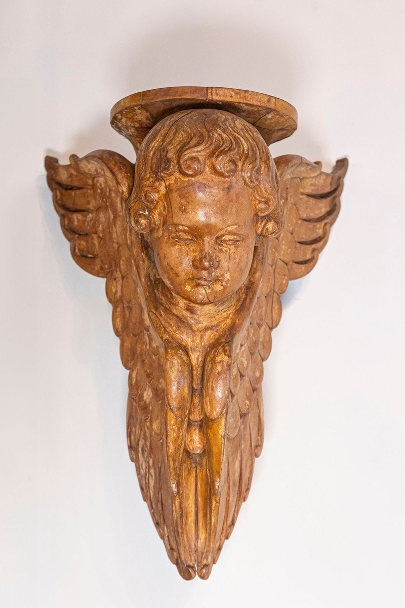 Pair of French 19th Century Wooden Wall Brackets with Carved Cherubs - JAA