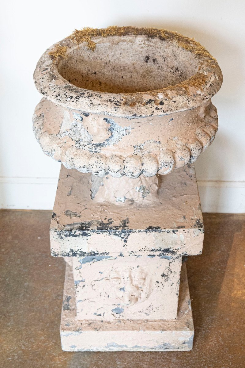 English 1900s Edwardian Period Pair of Reconstituted Stone Urns with Lion Heads - JAA