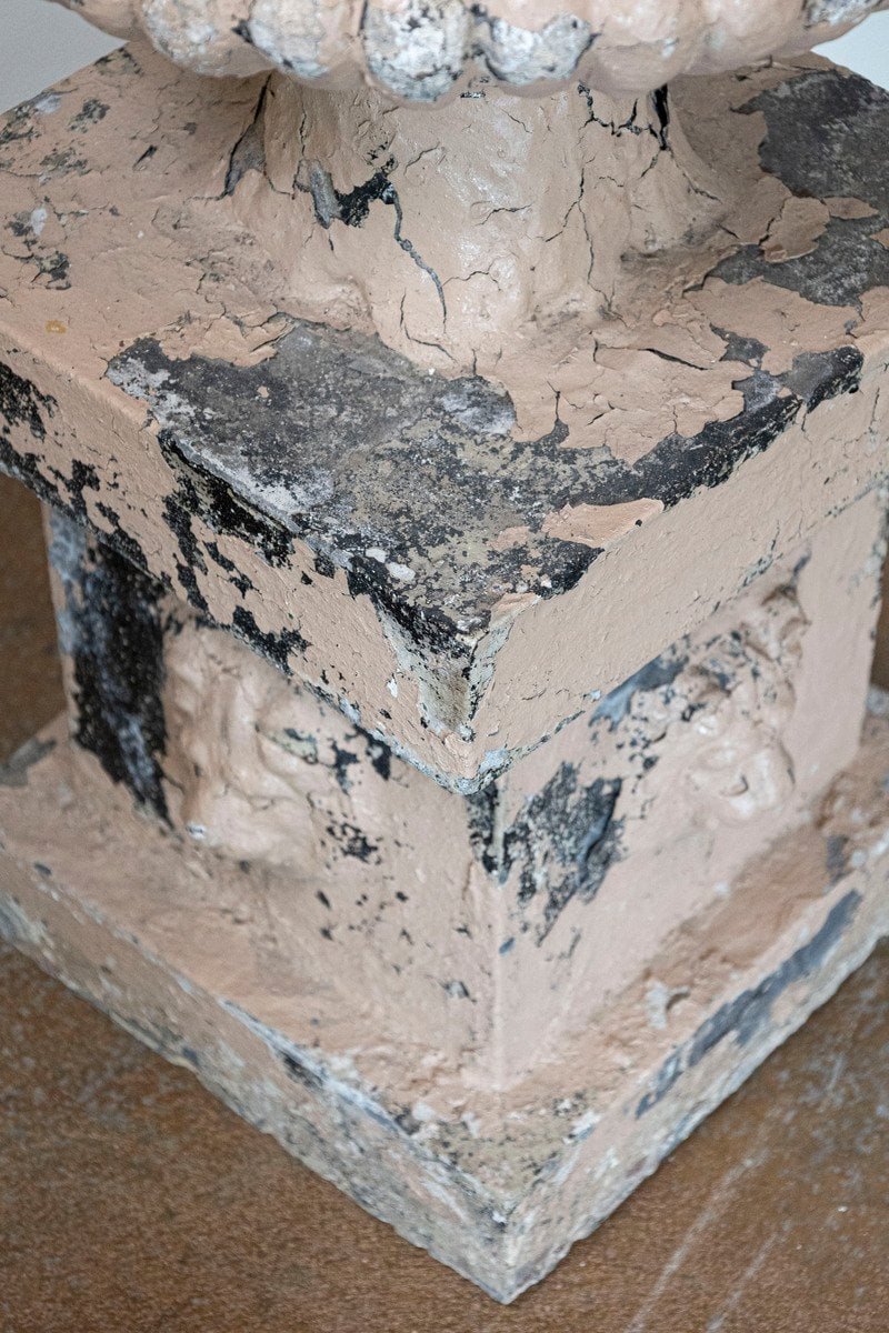 English 1900s Edwardian Period Pair of Reconstituted Stone Urns with Lion Heads - JAA