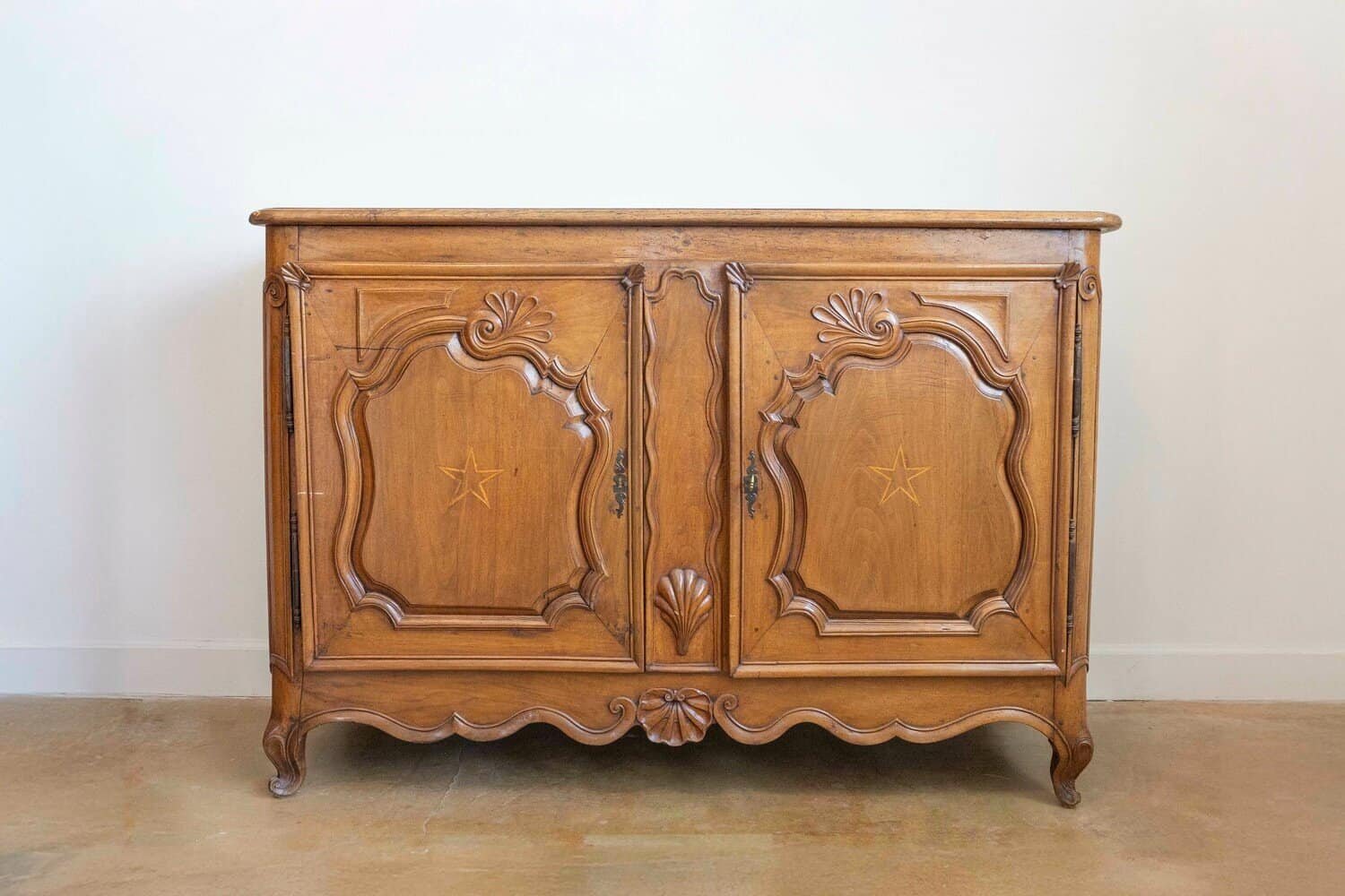 French 1750s Louis XV Period Walnut Buffet with Star Inlay and Carved Shells - JAA