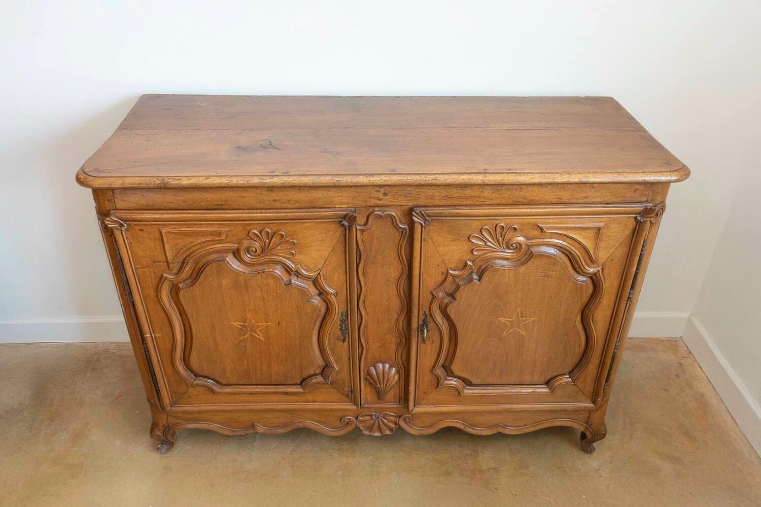 French 1750s Louis XV Period Walnut Buffet with Star Inlay and Carved Shells - JAA