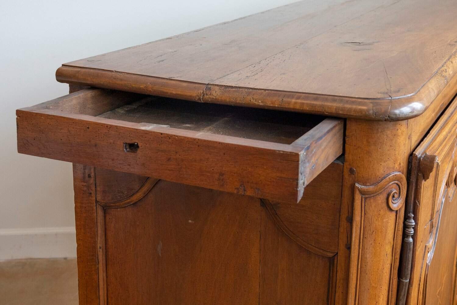 French 1750s Louis XV Period Walnut Buffet with Star Inlay and Carved Shells - JAA