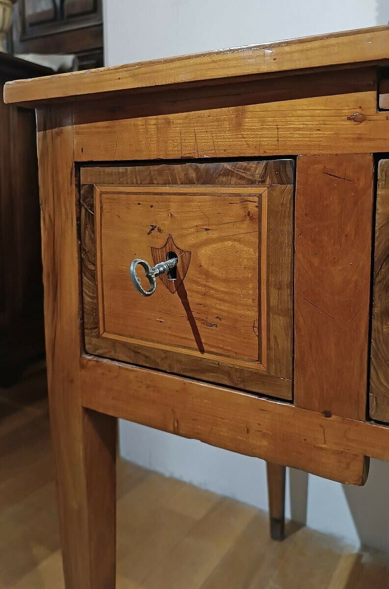 Second Half Of The 18th Century Small Neoclassical Venereed Writing Desk - JAA