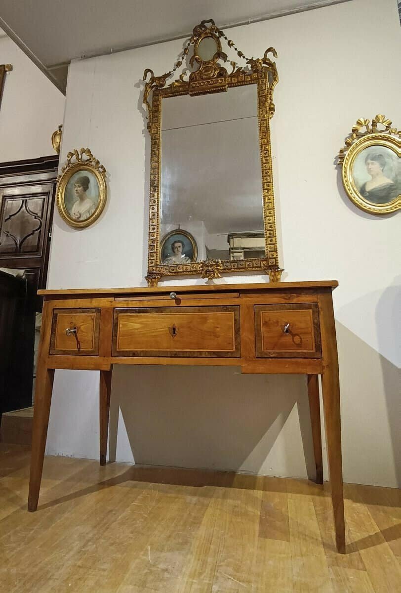 Second Half Of The 18th Century Small Neoclassical Venereed Writing Desk - JAA