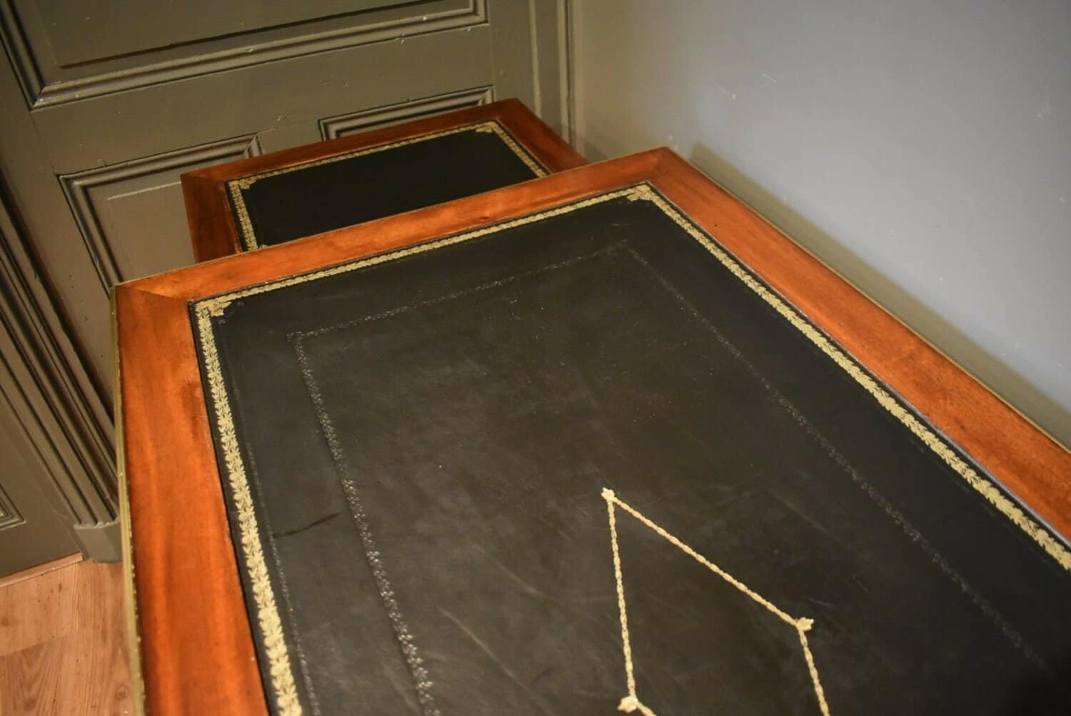 Louis XVI Style Bureau Plat - JAA