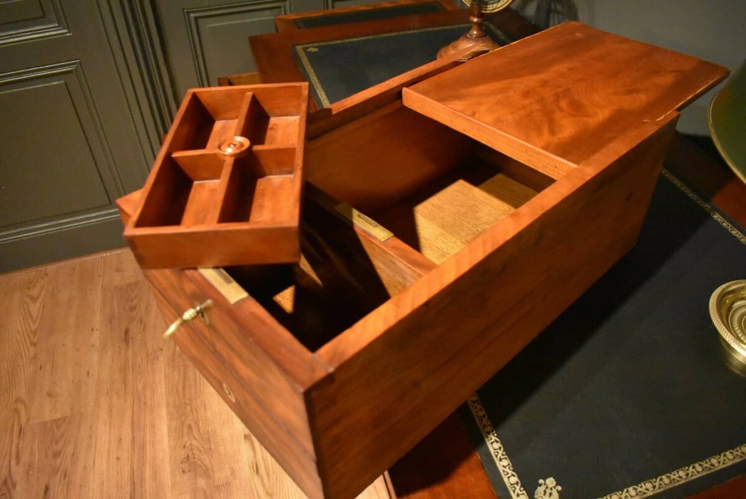 Louis XVI Style Bureau Plat - JAA