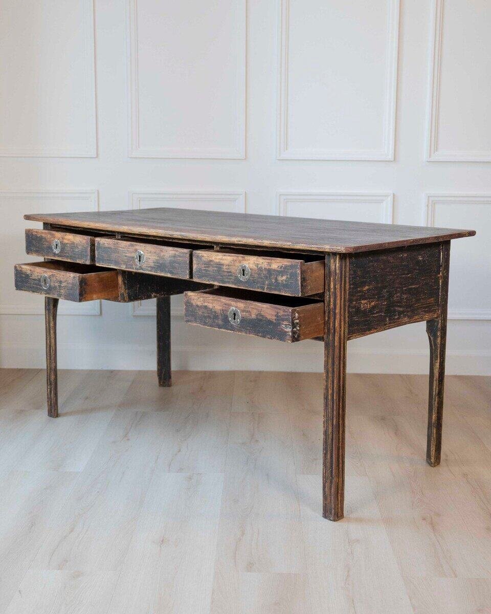 Swedish 18th Century Gustavian Painted Desk, c.1780 - JAA