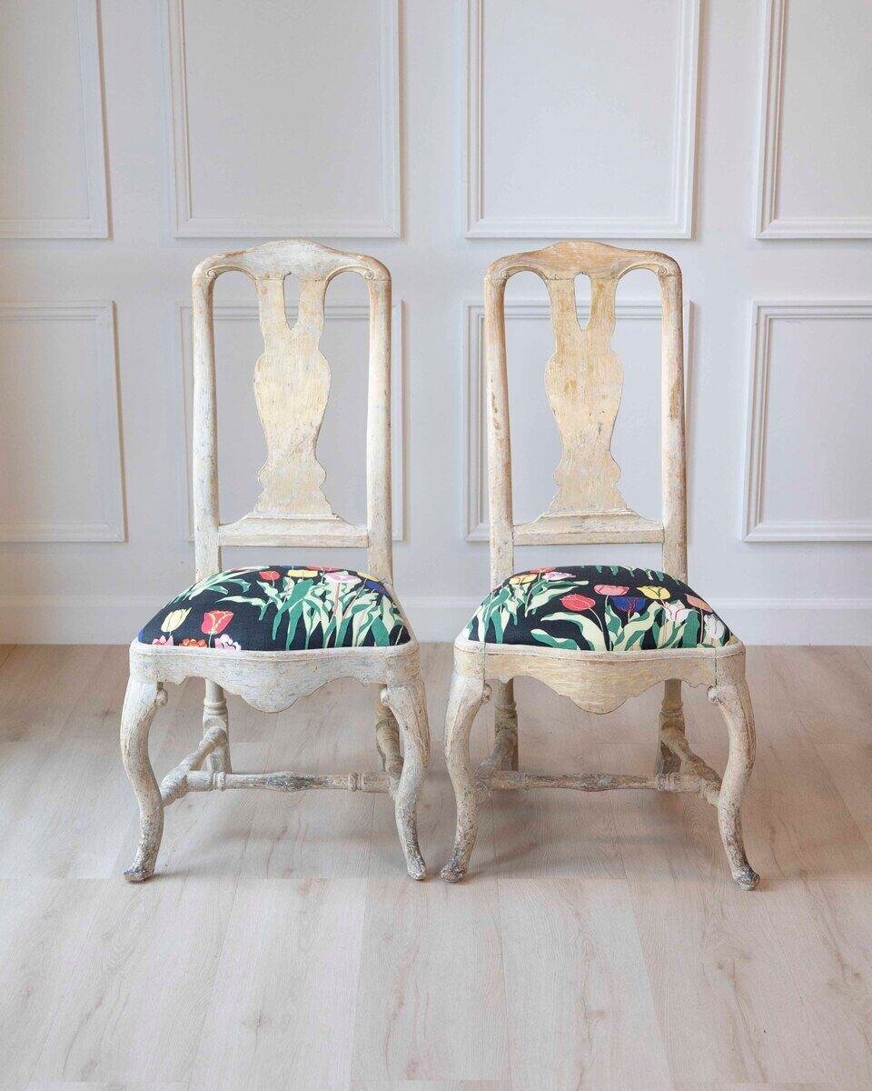 Pair of Swedish Rococo Period 18th Century Side Chairs with Carved Splats - JAA