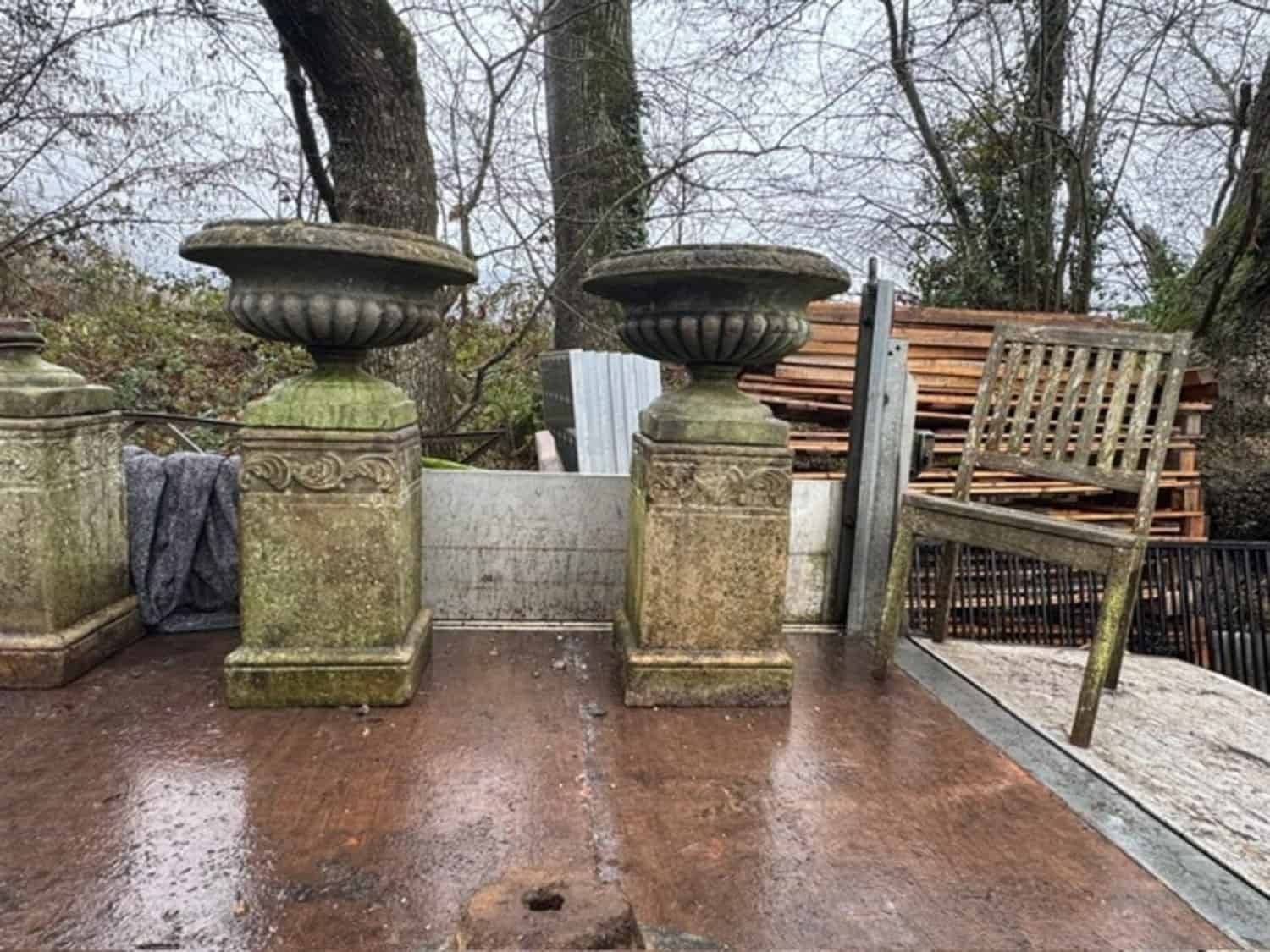 English Late 20th Century Set of Four Cast-Stone Garden Urns on Pedestals - JAA