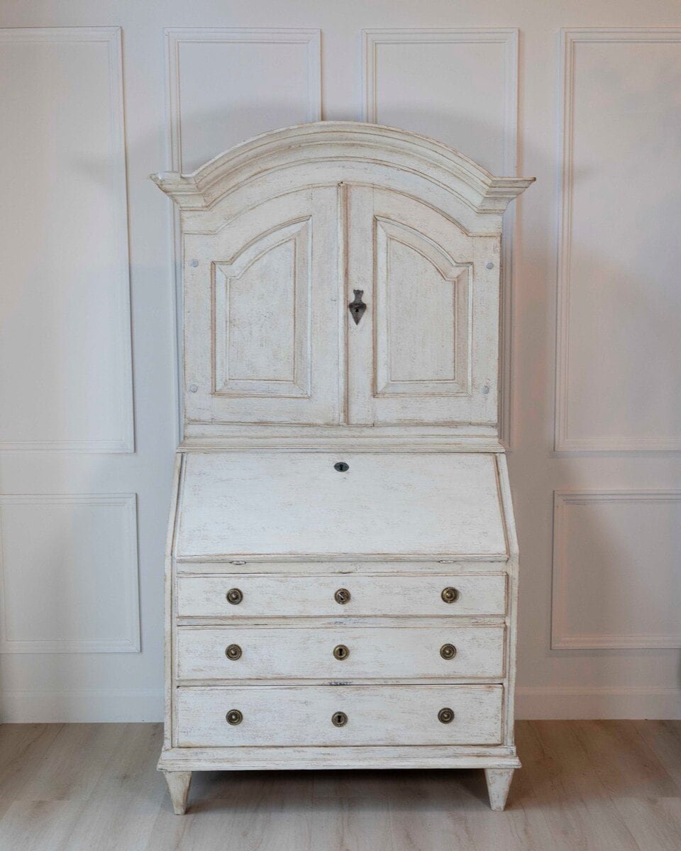 Writing cupboard from around 1800 hundered in pine, Sweden - JAA