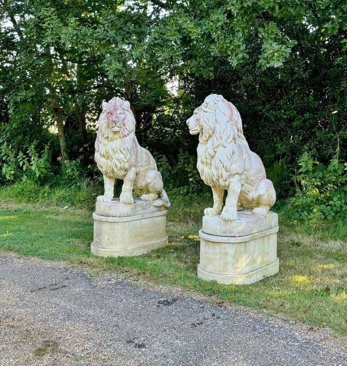 English 20th Century Pair of Monumental Cast-Stone Lions on Pedestals with Weathered Patinas - JAA