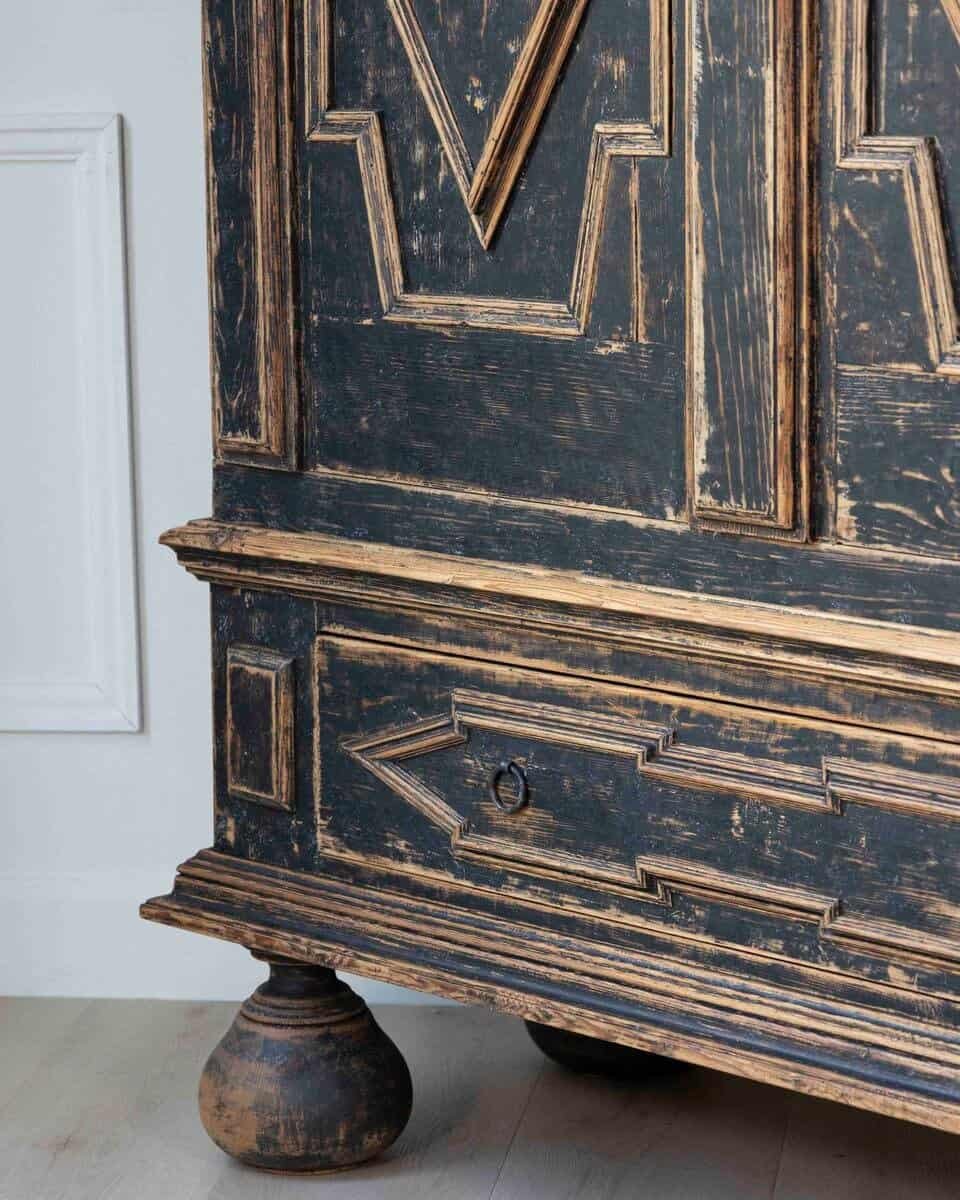 18th Century Baroque Two-Part Cabinet with Black Finish and Blue Interior - JAA