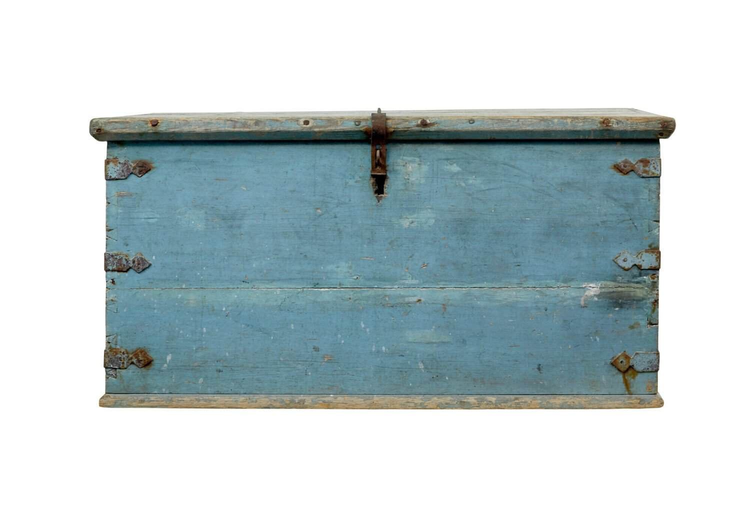 19th century Swedish painted trunk/chest circa 1860. - JAA