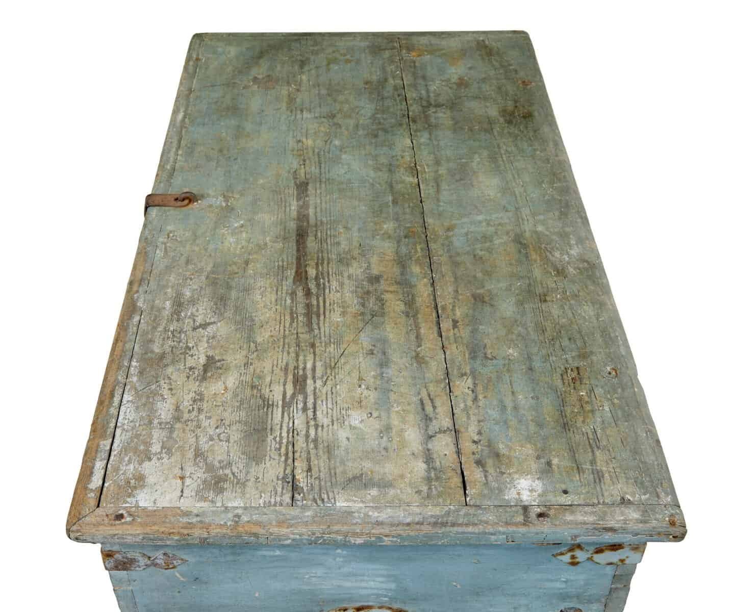 19th century Swedish painted trunk/chest circa 1860. - JAA