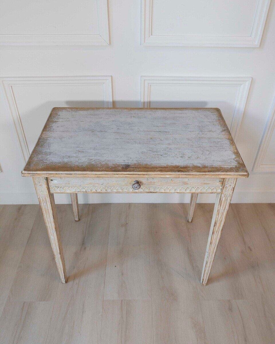 Swedish Early 20th Century Gustavian Style Side Table, c.1900 - JAA