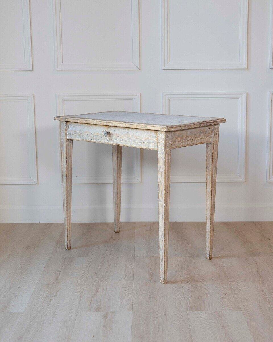 Swedish Early 20th Century Gustavian Style Side Table, c.1900 - JAA