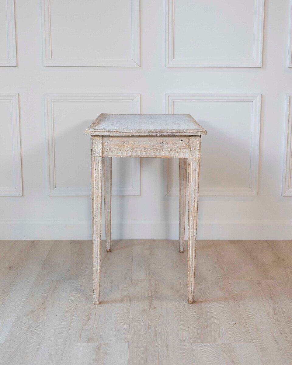 Swedish Early 20th Century Gustavian Style Side Table, c.1900 - JAA