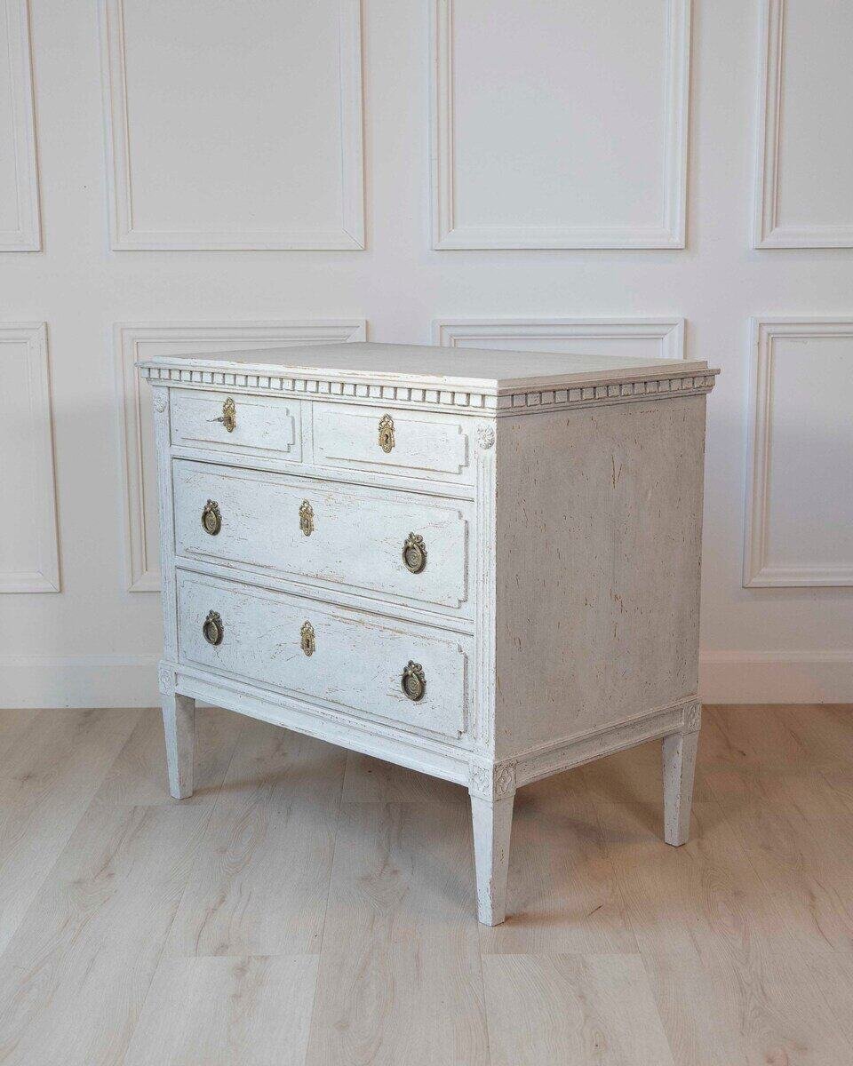 Swedish Gustavian Period Painted Three-Drawer Chest with Dentil Molding, Late 18th Century - JAA