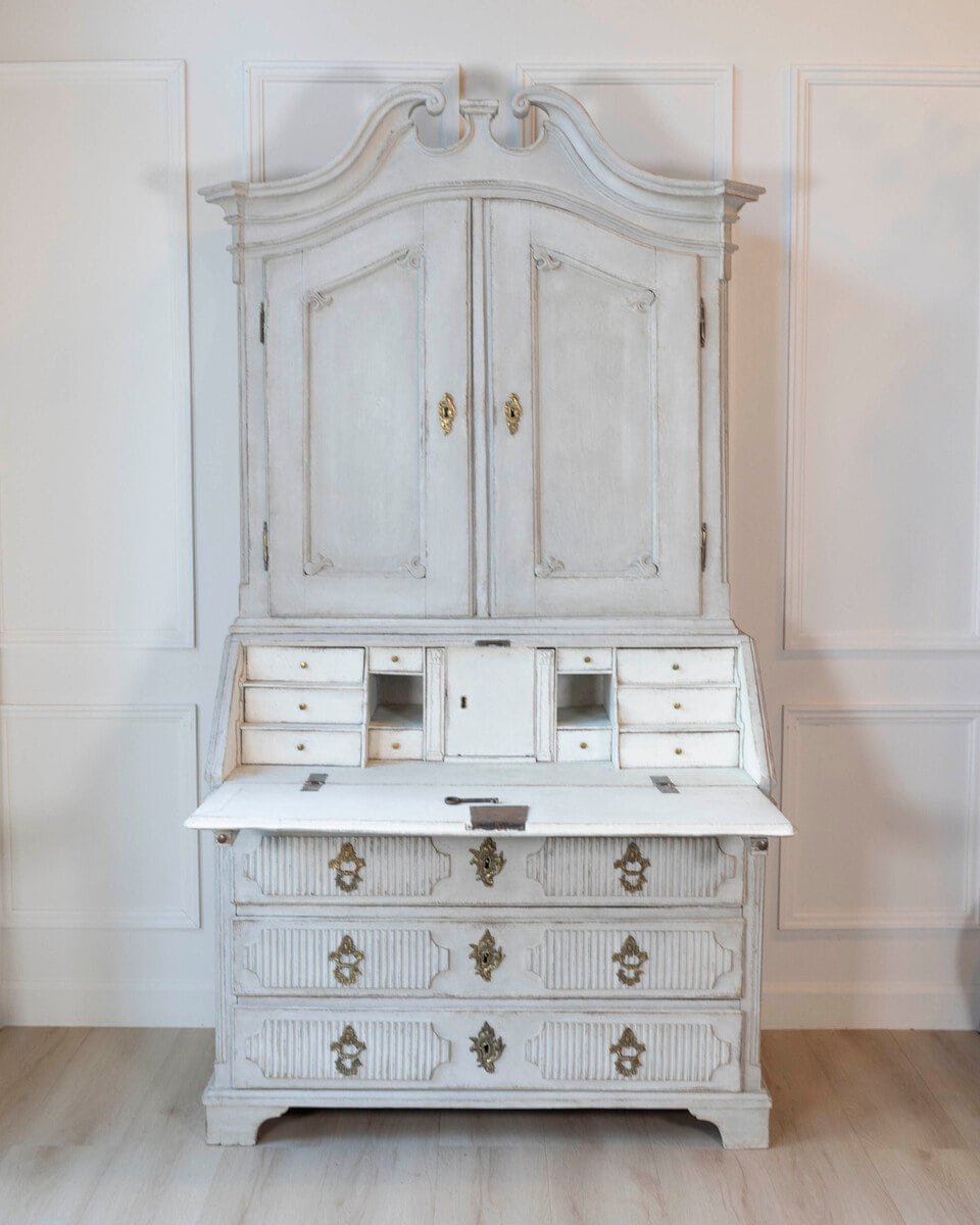 Scandinavian 18th Century Carved Two-Part Bureau, c.1770 - JAA