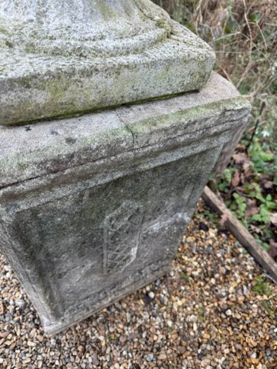 English Late 20th Century Pair of Composite Stone Urns on Pedestals - JAA