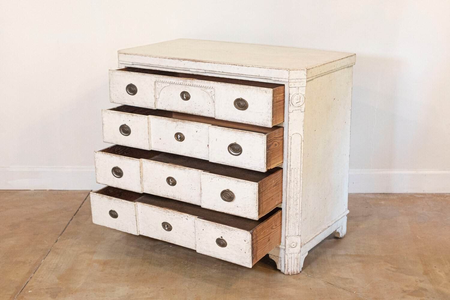 Period Gustavian 1780s Swedish Painted Breakfront Commode with Carved Medallions - JAA