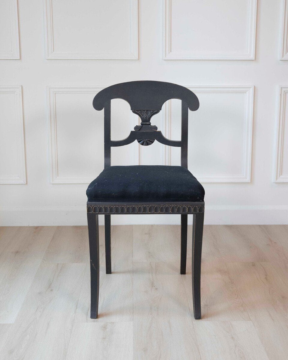 Set of 12 Swedish 19th Century Dining Chairs - JAA