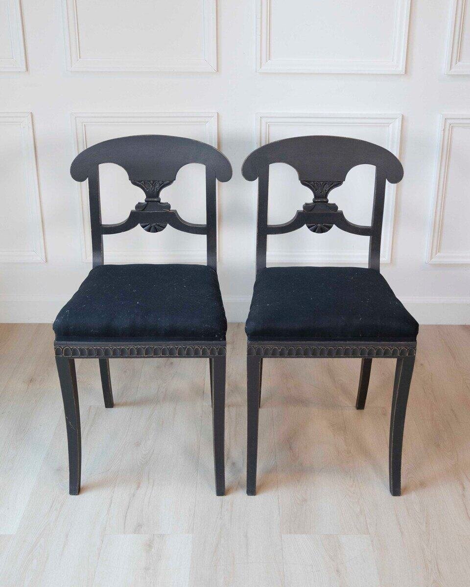 Set of 12 Swedish 19th Century Dining Chairs - JAA