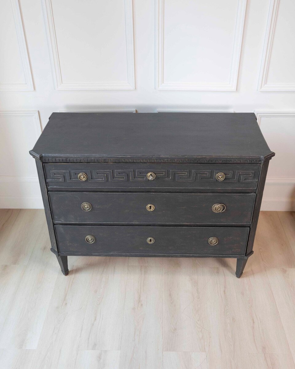 Swedish Gustavian Chest of Drawers, Circa 1790 - JAA