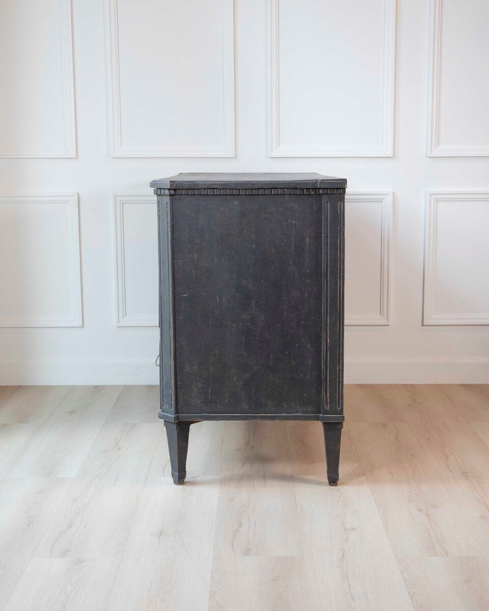 Swedish Gustavian Chest of Drawers, Circa 1790 - JAA