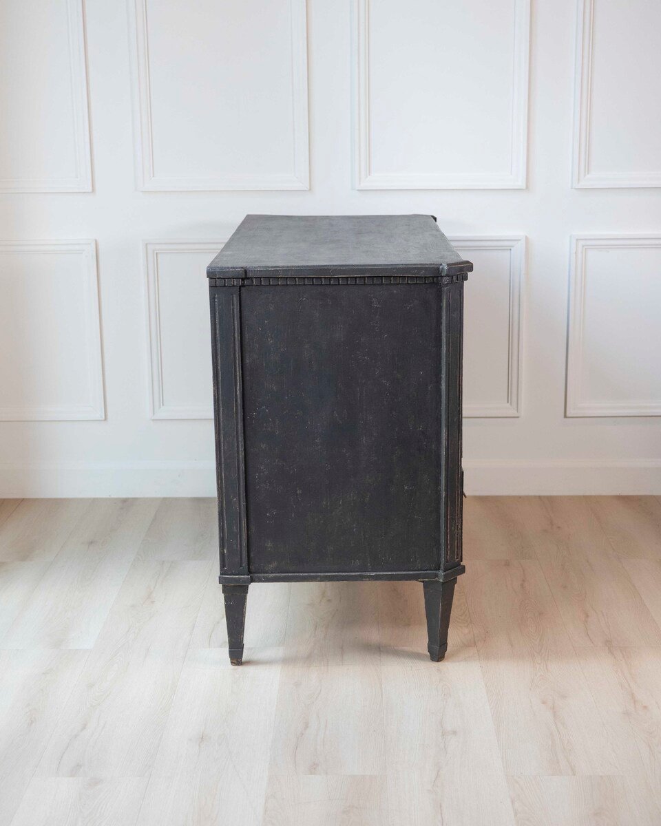 Swedish Gustavian Chest of Drawers, Circa 1790 - JAA
