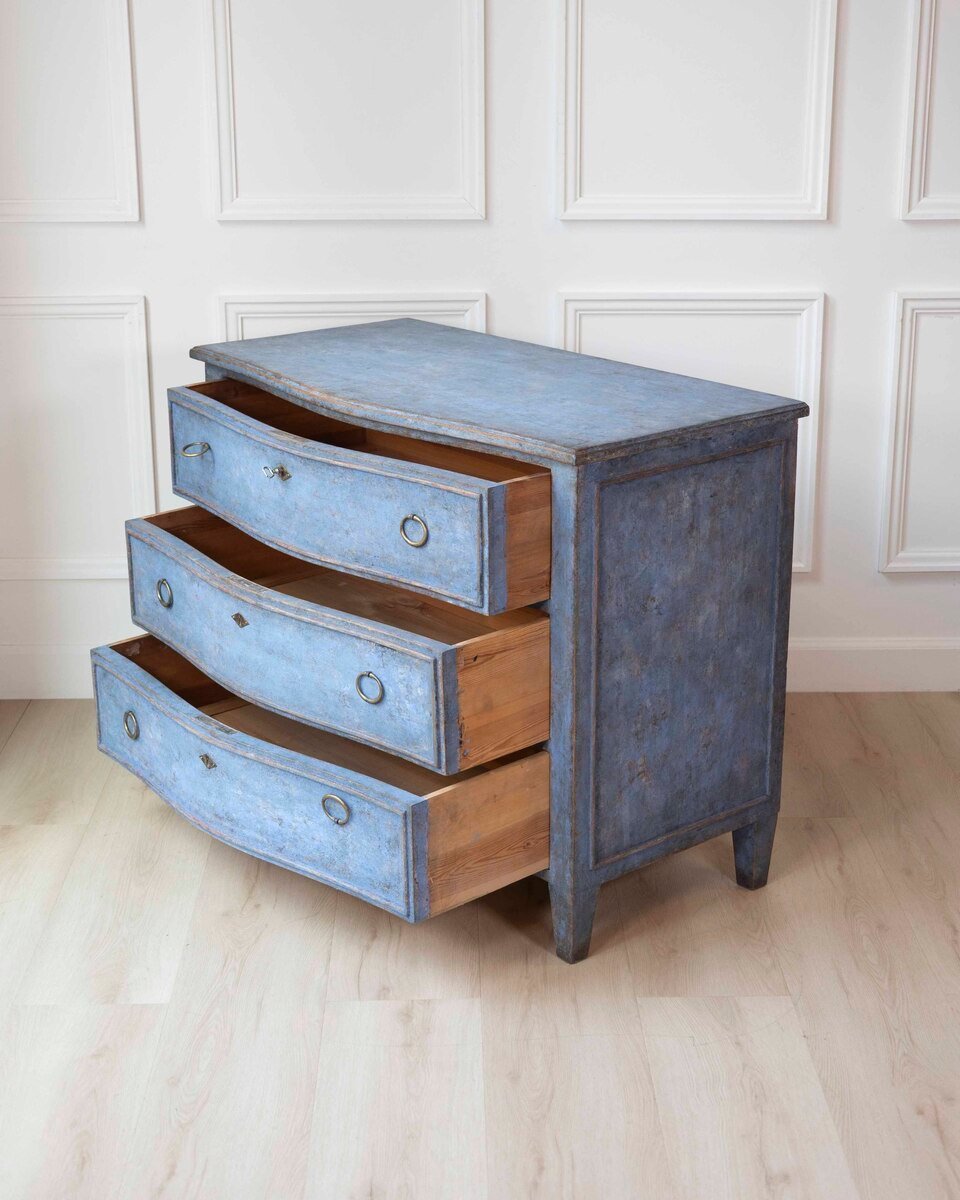 Swedish Neoclassical Blue-Painted Chest of Drawers, c. 1900–1910 - JAA