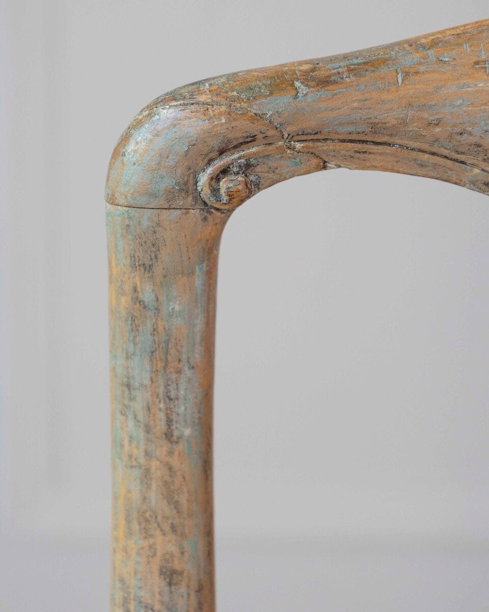 Pair of Swedish Rococo Period Dining Chairs with Vase-Form Splats, 18th Century - JAA